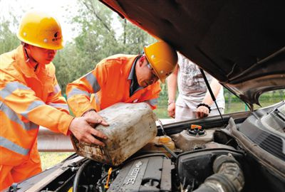 呼中区剑阁道路救援